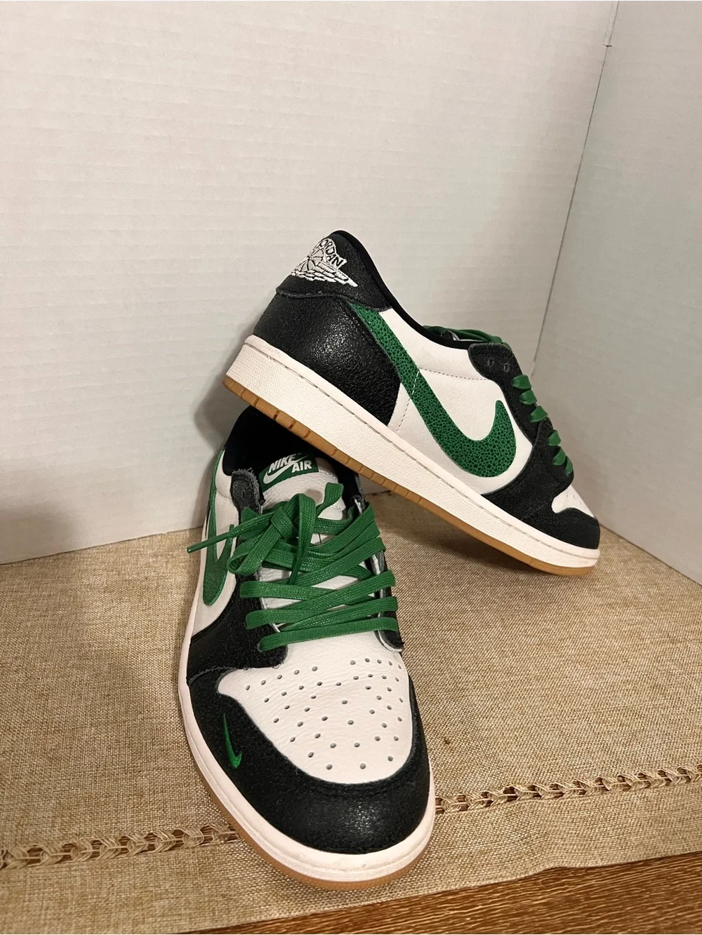 Jordan Low Top Sneakers White Black Green